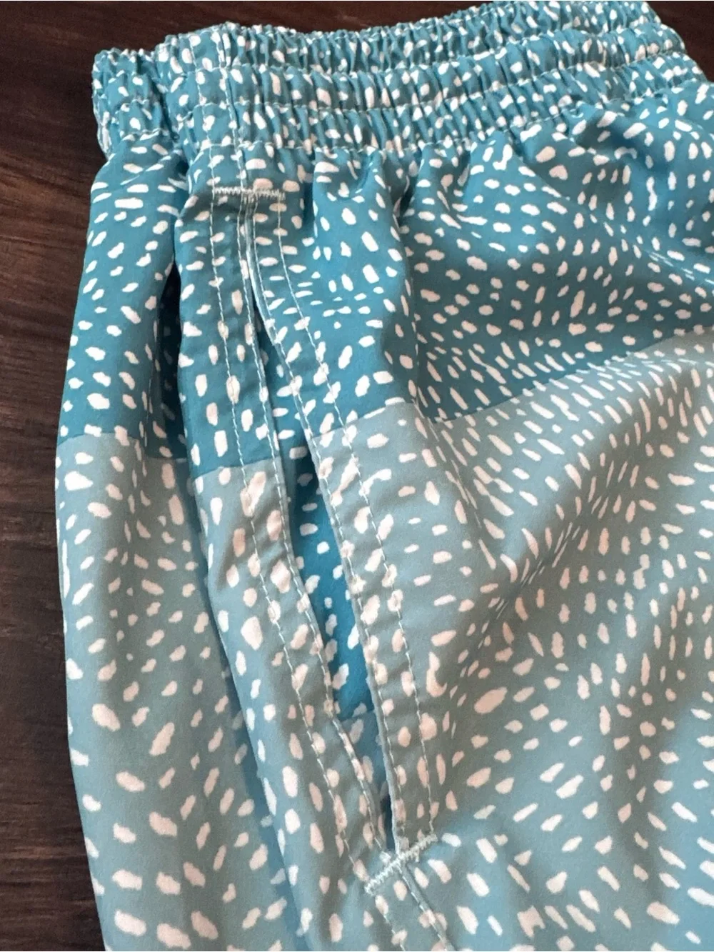 Chubbies Men's Swim Trunks Large Blue Teal 5.5 Mesh Lined Board Shorts